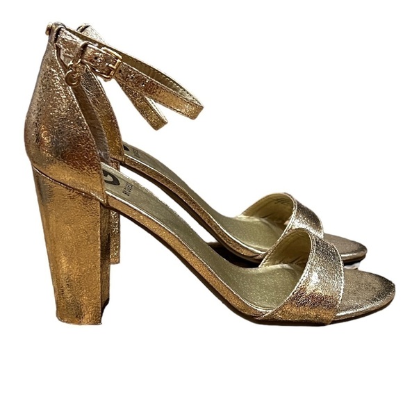 G by Guess Champagne Gold Shantel 3 Heel Strap Sandals, Size 10 - Picture 6 of 12